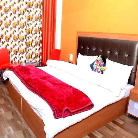 Stayapart - Hotel Bagsu Sarovar Dharamsala Zewnętrze zdjęcie
